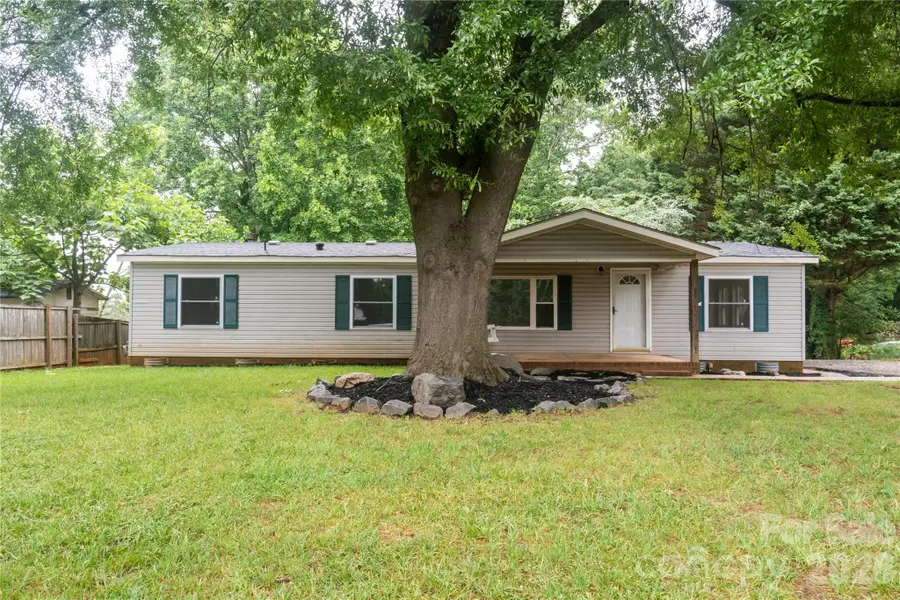 3902 Sharyn Drive, Charlotte, NC 28214 - #2