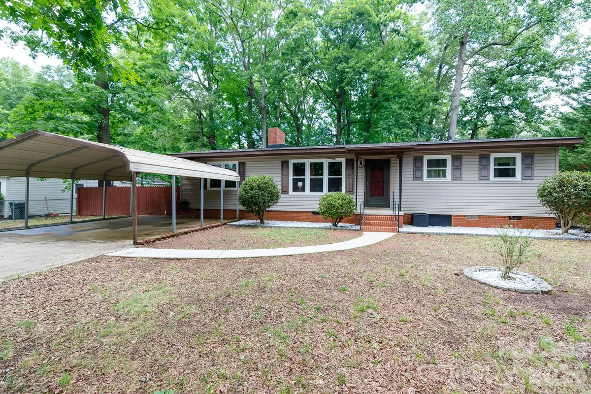 202 Woodlawn Drive, York, SC 29745 - #1