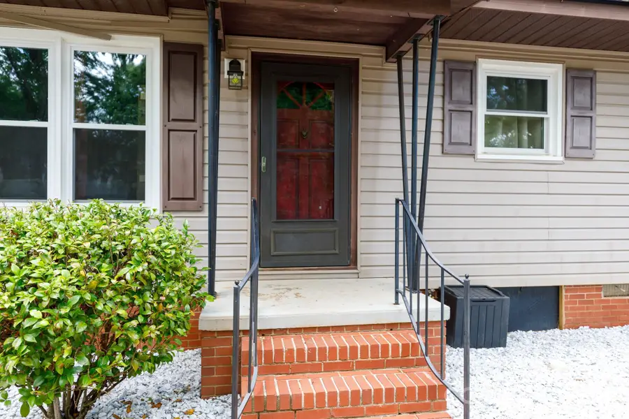 202 Woodlawn Drive, York, SC 29745 - #3