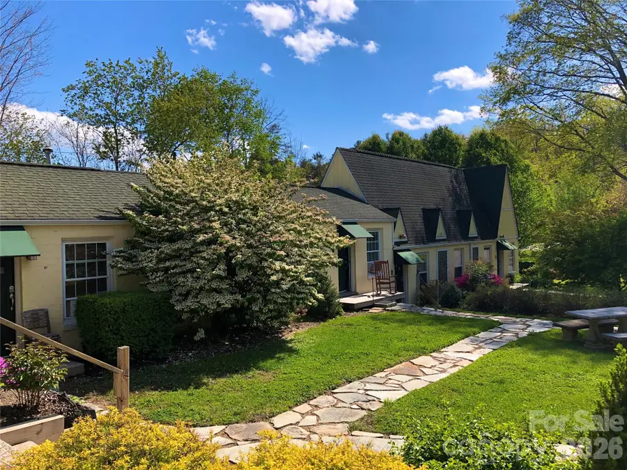 375 Weaverville Road, Asheville, NC 28804 - #3