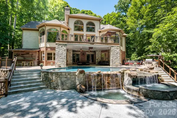 1090 N Saunders Drive, Catawba, NC 28609