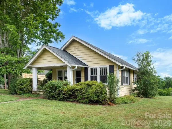 25 Bailey Road, Candler, NC 28715