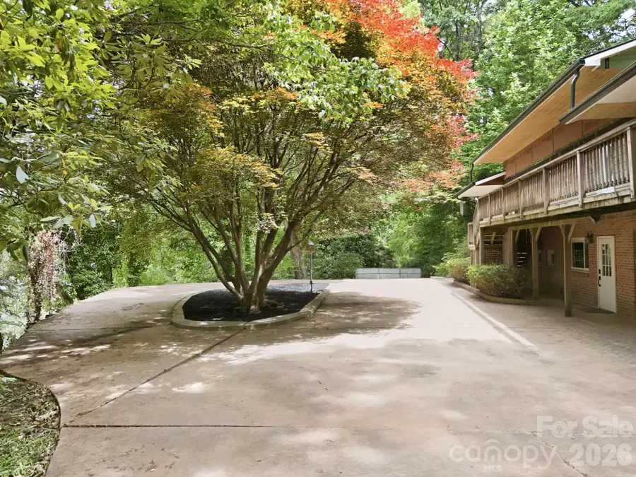 120 Stovall Street, Waynesville, NC 28786 - #2