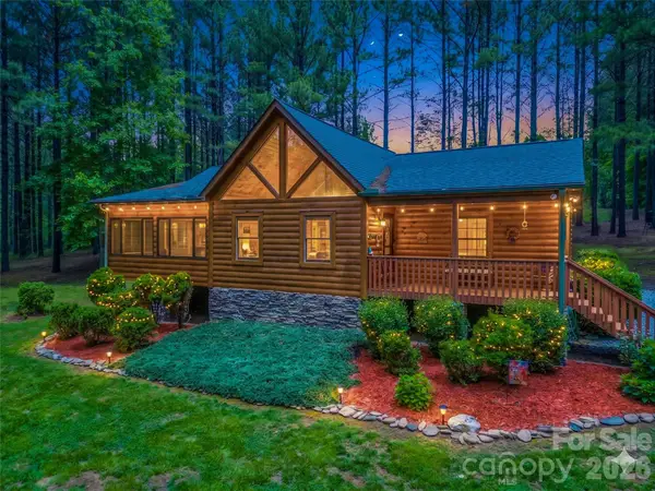 442 Whitestone Circle, Union Mills, NC 28167