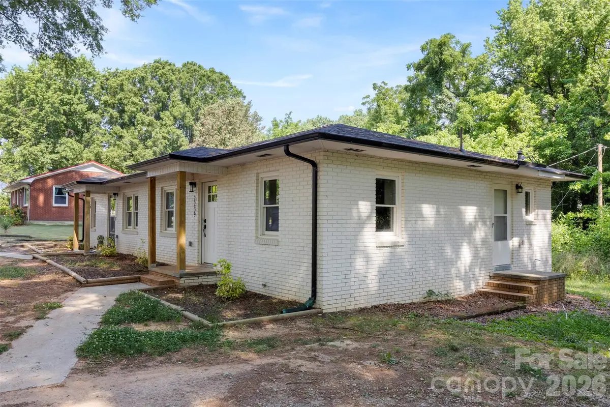 2237-2239 Catawba Heights Road, Lincolnton, NC 28092 - #1