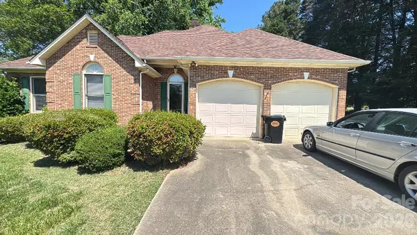 104 Provincial Road, Gastonia, NC 28056