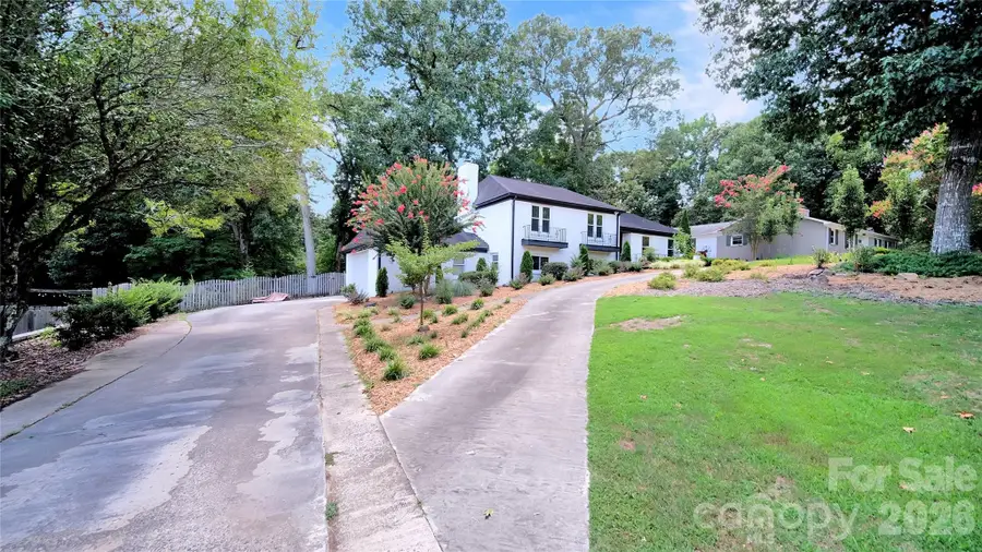 1634 Lumarka Drive, Charlotte, NC 28212 - #2