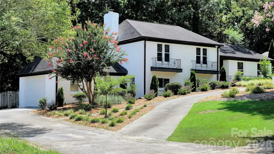 1634 Lumarka Drive, Charlotte, NC 28212 - #3