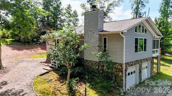 1943 Landrum Road, Columbus, NC 28722