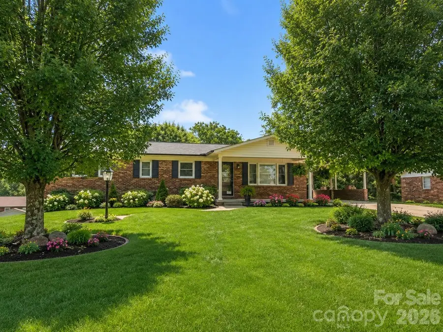 620 Central Street, Hudson, NC 28638 - #2