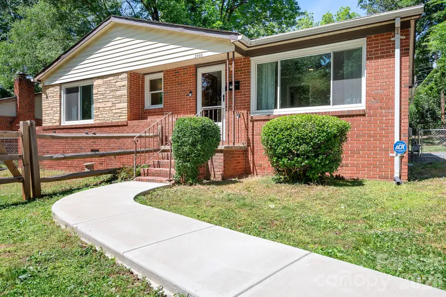 3960 Bristol Drive, Charlotte, NC 28208 - #2