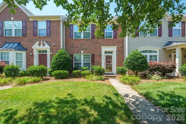 8165 Bridgegate Drive, Huntersville, NC 28078