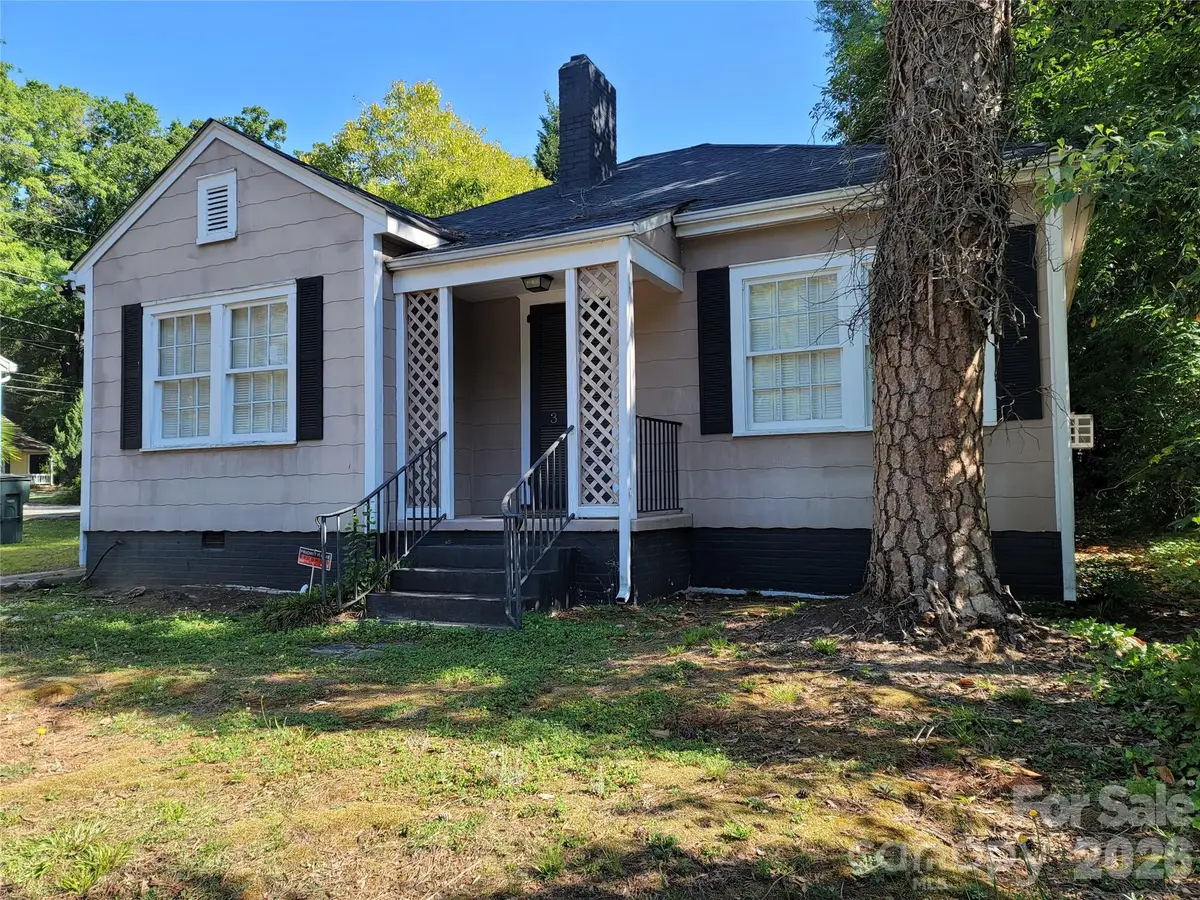 318 W Sixth Avenue, Gastonia, NC 28052 - #1
