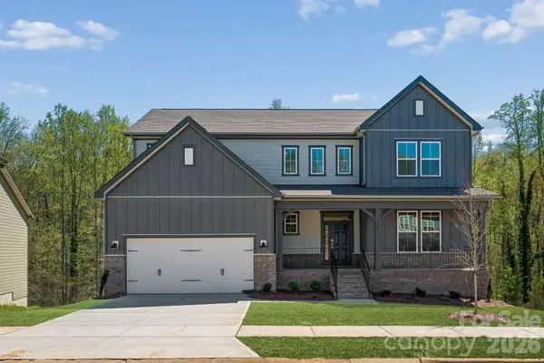 208 E Warfield Drive, Mooresville, NC 28115