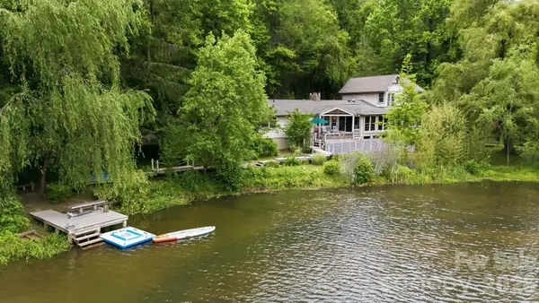 11 Echo Lake Drive, Fairview, NC 28730