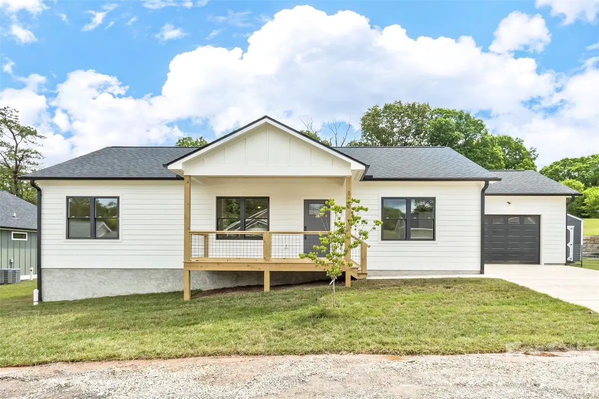 112 Peyton Elaine Road, Clyde, NC 28721 - #1