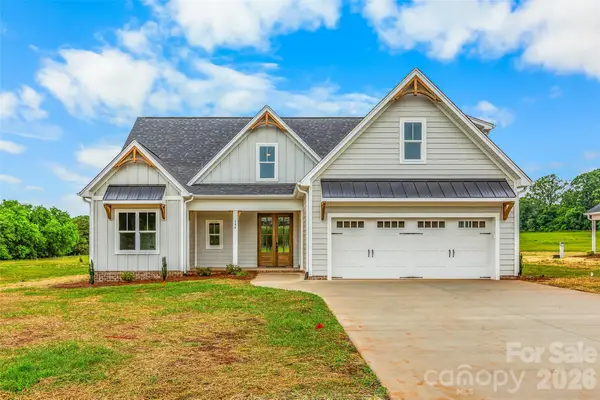 184 Armsworthy Road, Advance, NC 27006