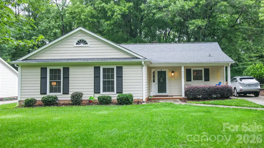 2425 Turnberry Lane, Charlotte, NC 28210 - #2