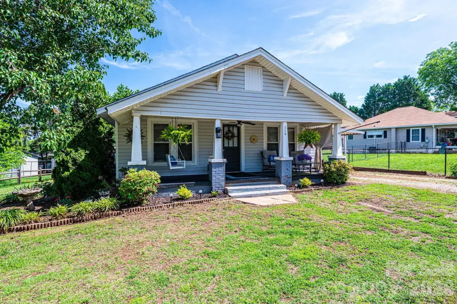 114 Mountain View Street, Morganton, NC 28655 - #2