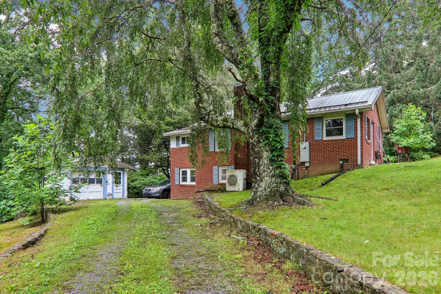677 Mount Olivet Road, Zirconia, NC 28790 - #3