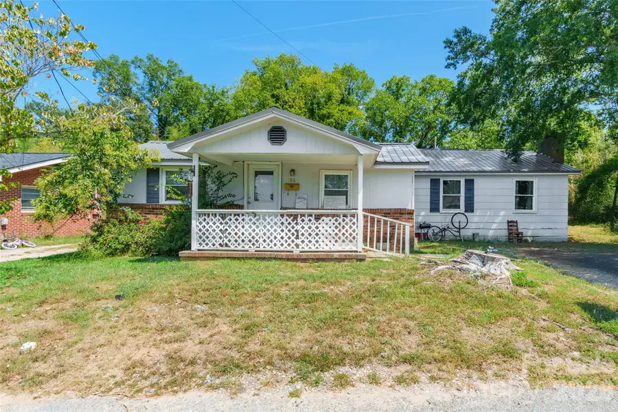 106 Deaver Street, Chester, SC 29706 - #2