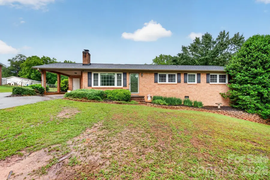 1172 Rainbow Circle, Catawba, SC 29704 - #2