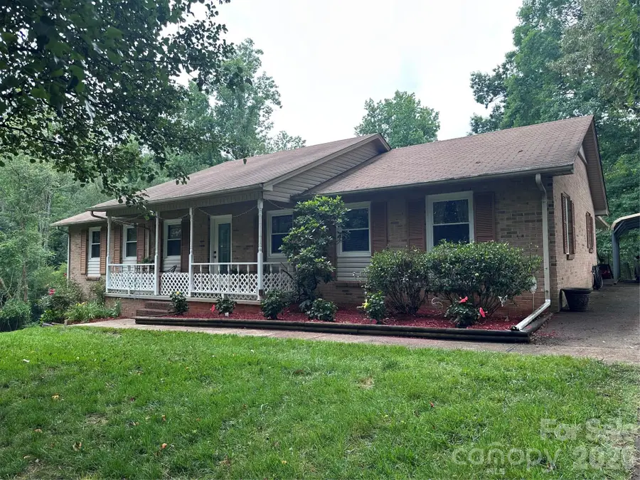 523 Boxwood Street, Hudson, NC 38638 - #2