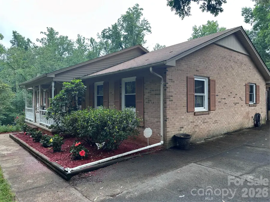 523 Boxwood Street, Hudson, NC 38638 - #3