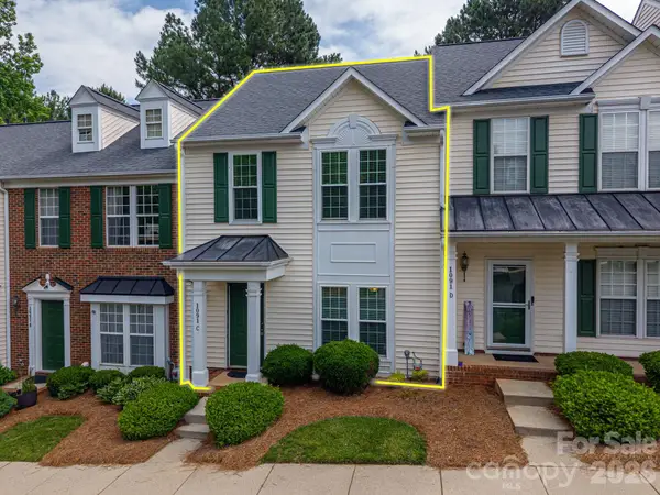 1091 Cramerton Village Drive, Cramerton, NC 28032