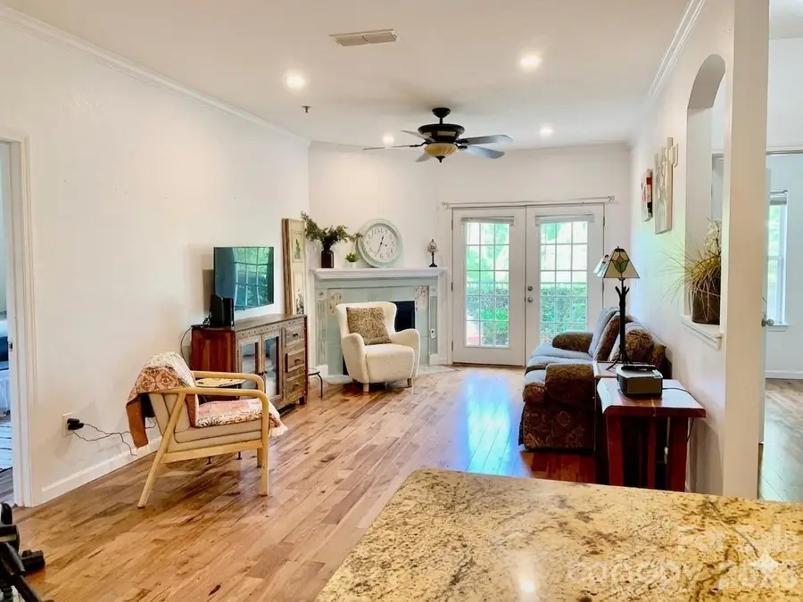 200 Vista Lake Drive #301, Candler, NC 28715 - #2