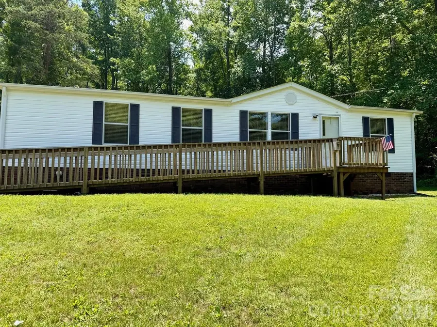 5493 Harris Farm Road, Hickory, NC 28602 - #3