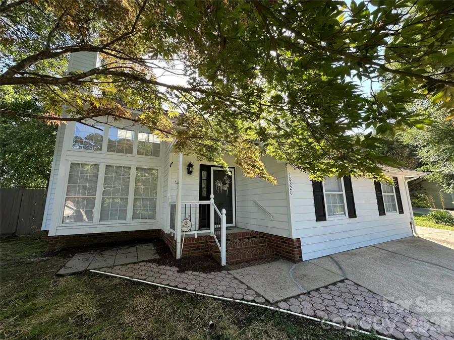 10220 Rockwood Road, Charlotte, NC 28215 - #2