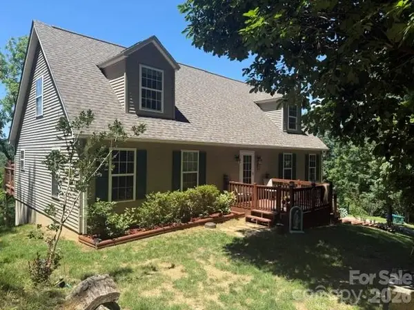 70 Heslar Way, Marshall, NC 28753