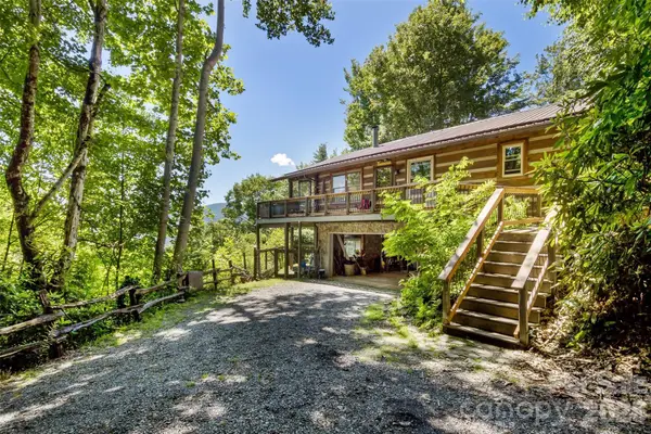 1059 Setzer Cove Road, Maggie Valley, NC 28751