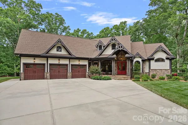 6808 Live Oaks Lane, Waxhaw, NC 28173