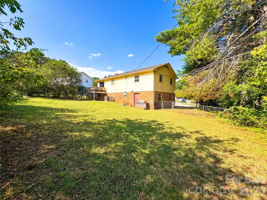 307 Meadowbrook Drive, Newton, NC 28658 - #3