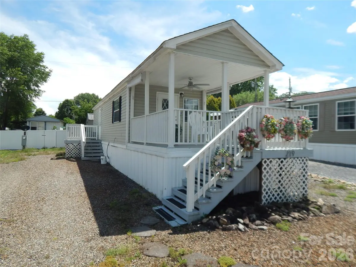 219 Pike Point, Waynesville, NC 28785 - #1