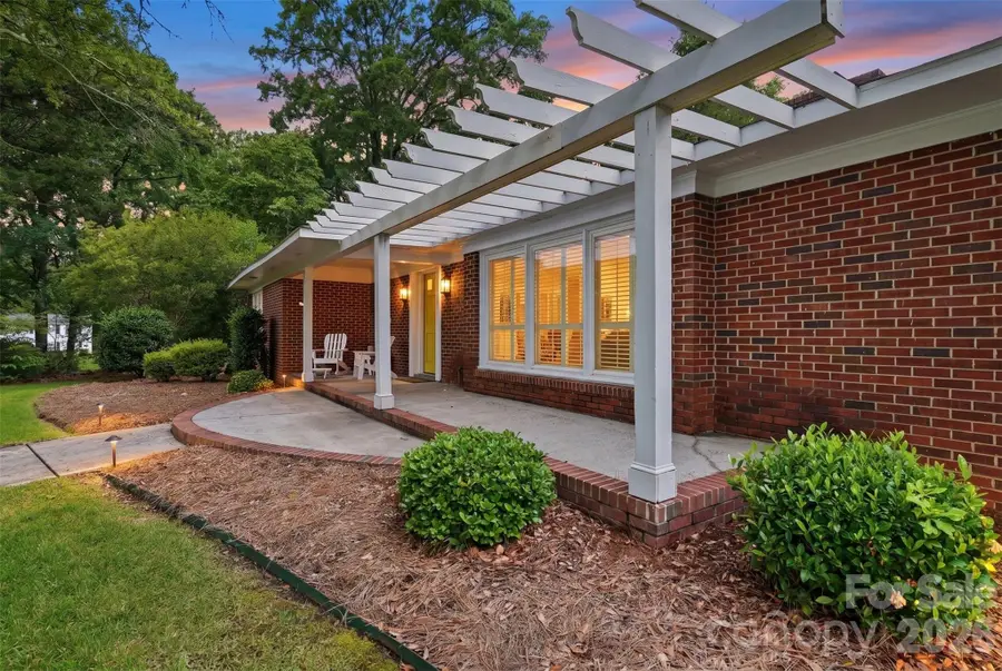 615 Rutledge Avenue, Rock Hill, SC 29732 - #3