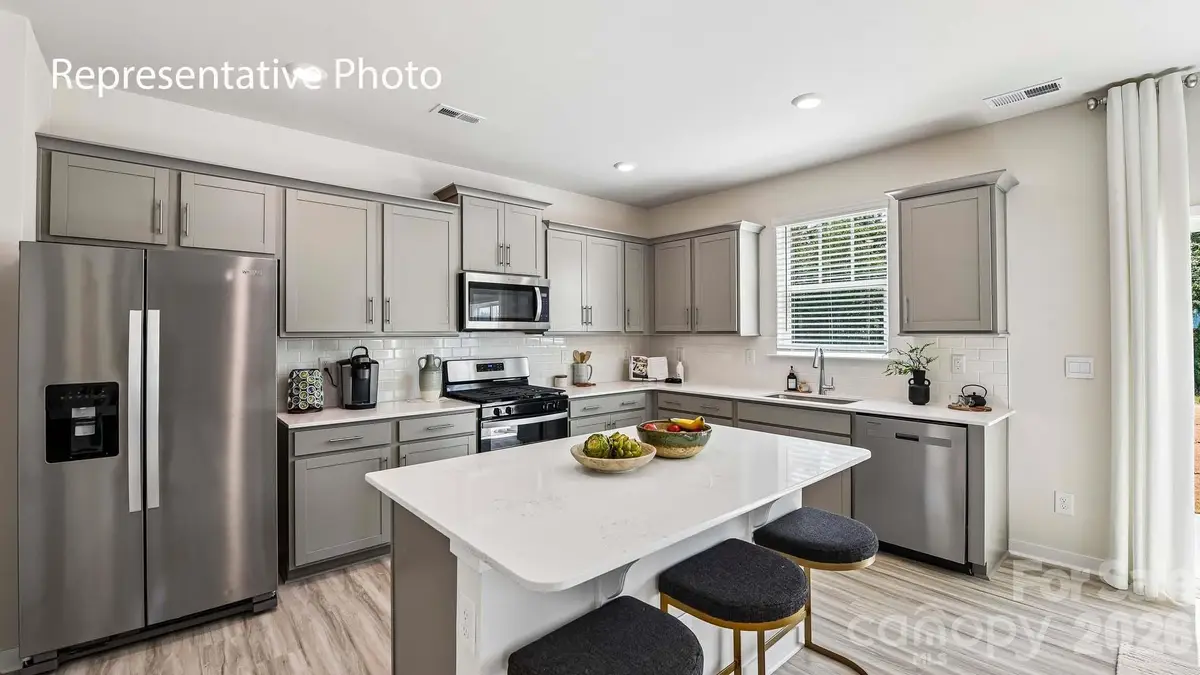 6518 Barcelona Way, Charlotte, NC 28214 - #1