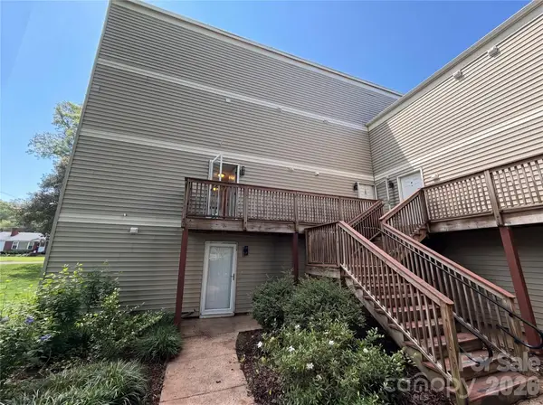 1625 Merry Oaks Road #D, Charlotte, NC 28205
