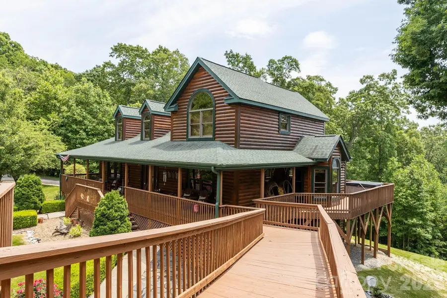 110 Mountain Crest Drive S, Marion, NC 28752 - #2
