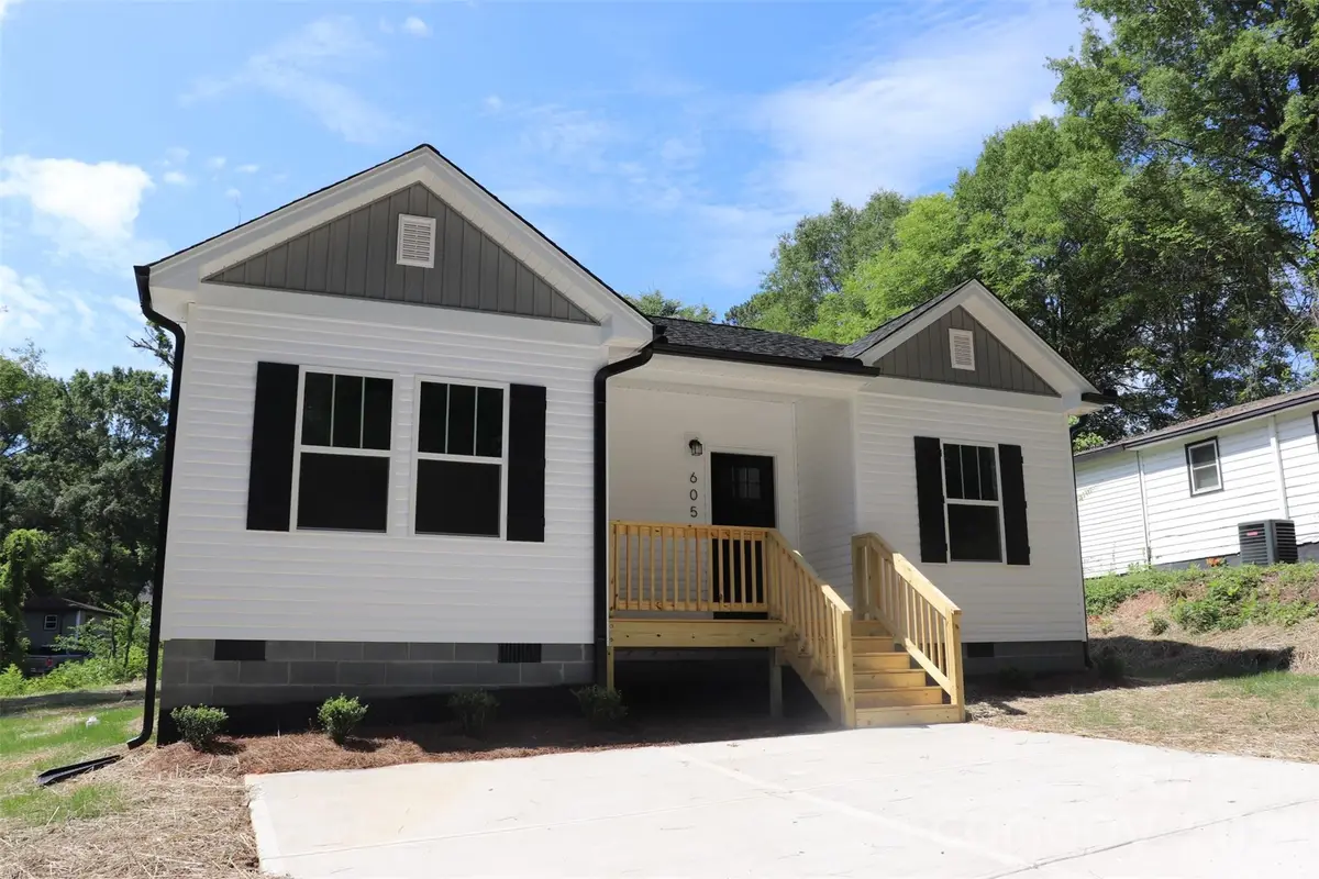605 E Robinson Street, Dallas, NC 28034 - #1