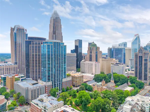 210 N Church Street #2006, Charlotte, NC 28202