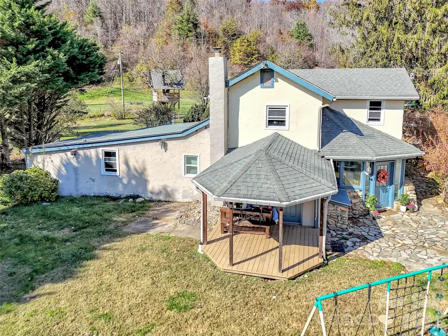 126 Arrowwood Way, Canton, NC 28716 - #2