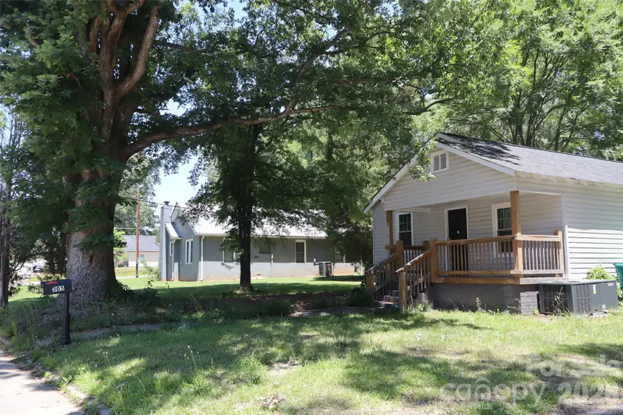 305 E Division Avenue, Salisbury, NC 28144 - #2