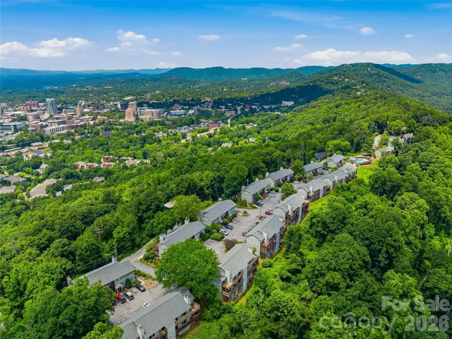 536 Windswept Drive, Asheville, NC 28801 - #3