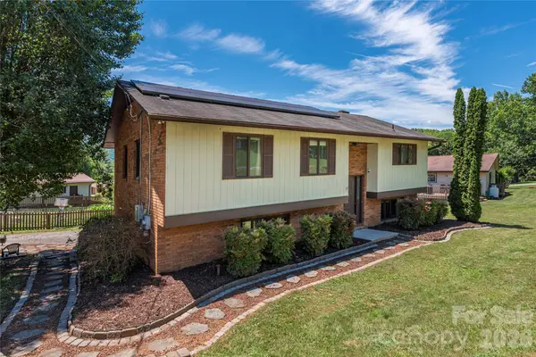 99 Young Drive, Candler, NC 28715