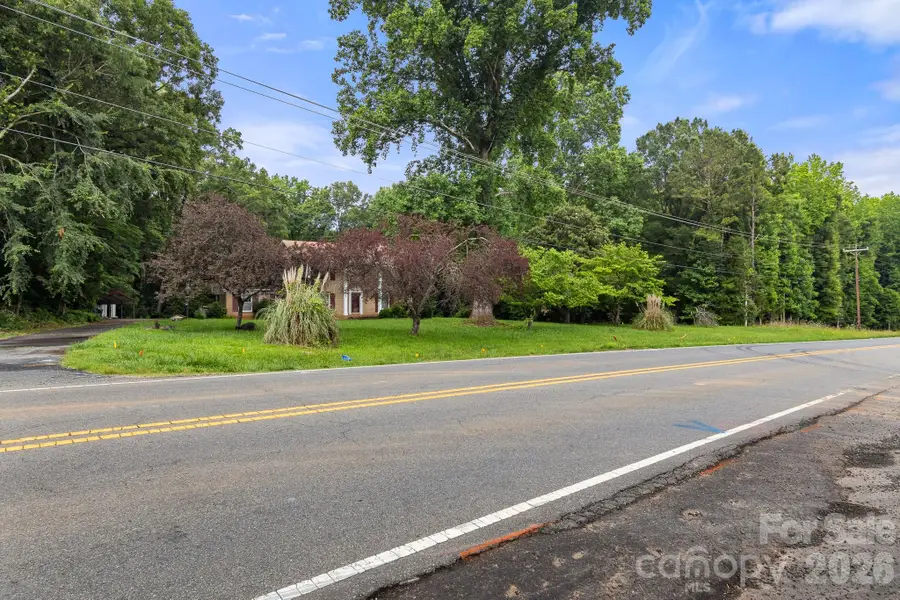 9225 Robinson Church Road, Charlotte, NC 28215 - #3