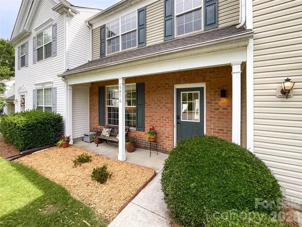 6876 Rothchild Drive, Charlotte, NC 28270