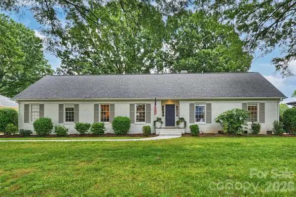 601 Lansdowne Road, Charlotte, NC 28270